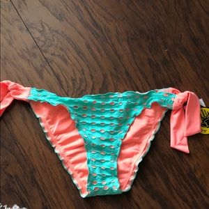 New Body Glove side tie bikini bottom!